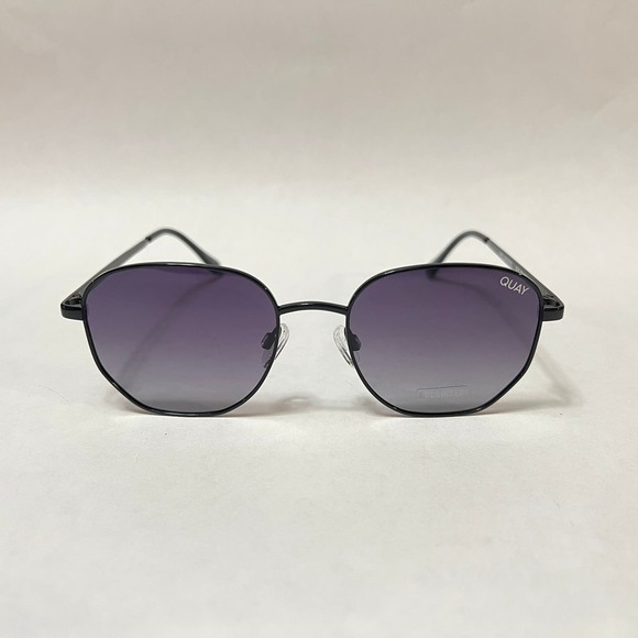 New Quay Australia Big Time Sunglasses Black Smoke Polarized main image 5